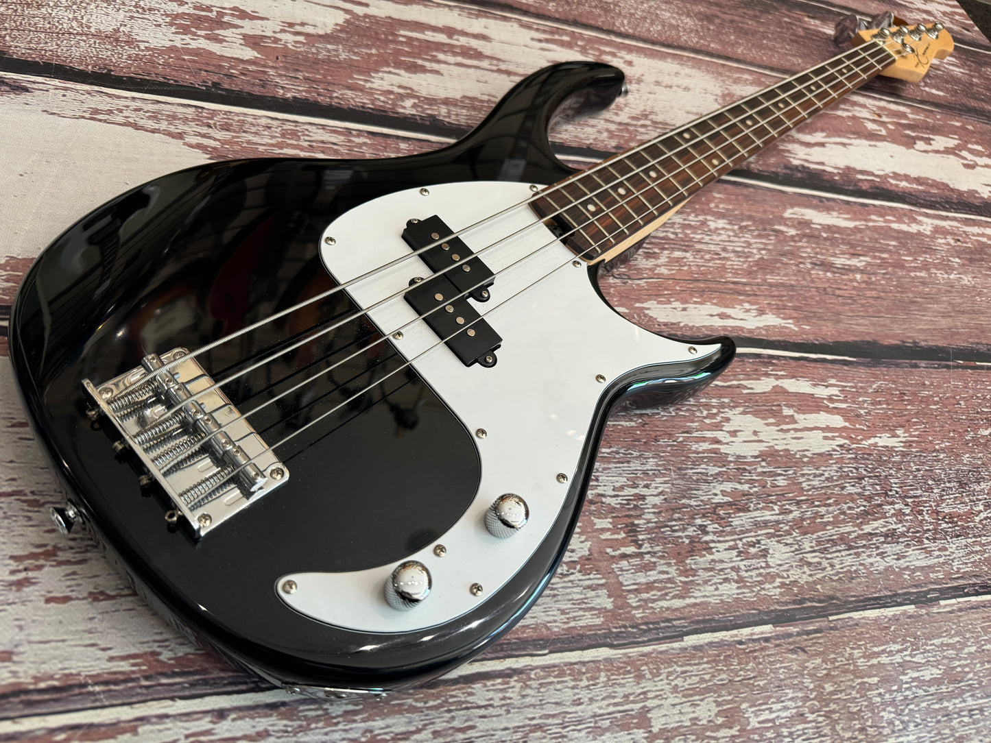 Peavey Milestone Bass