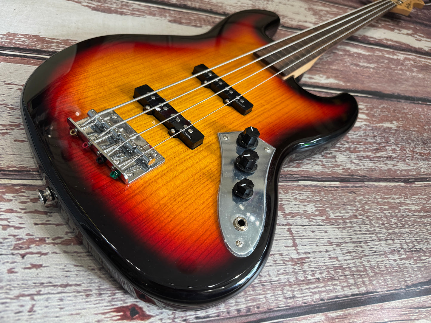 Harley Benton Fretless J-Bass