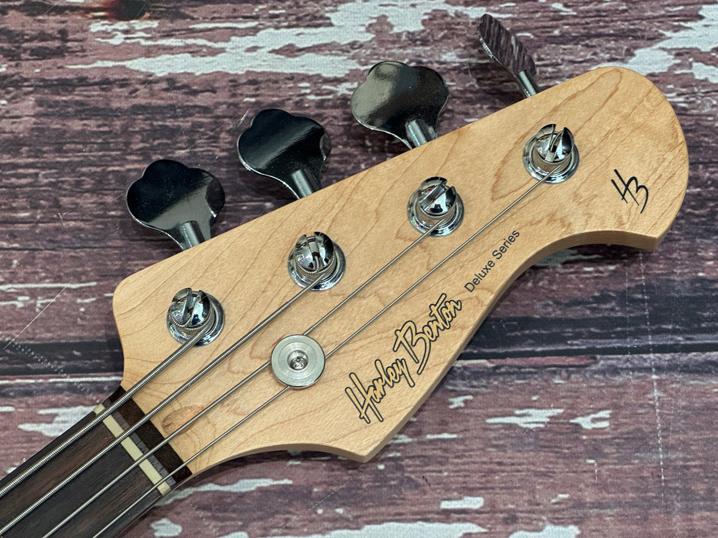 Harley Benton Fretless J-Bass