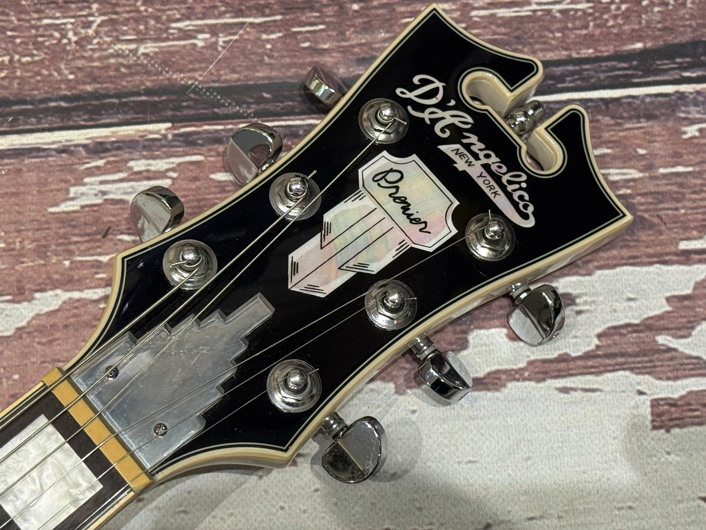 D'angelico "SS" Premier - Pearl metallic