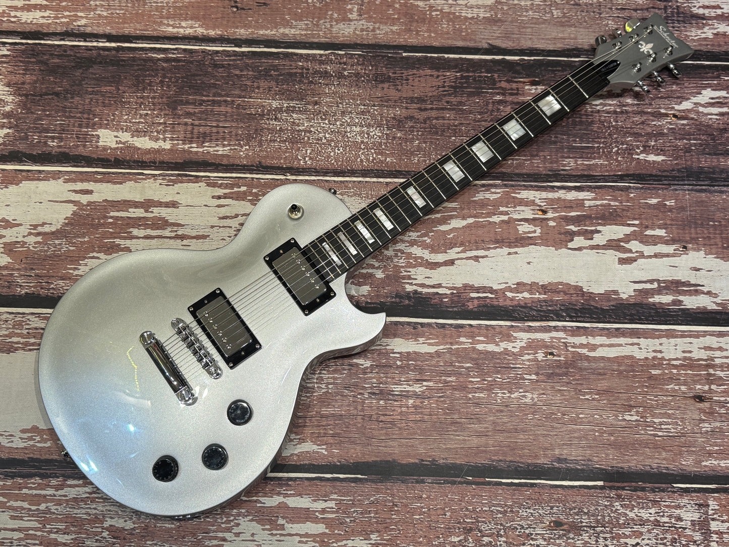 Schecter Diamond Series Solo II Custom with Schecter case - Custom finish