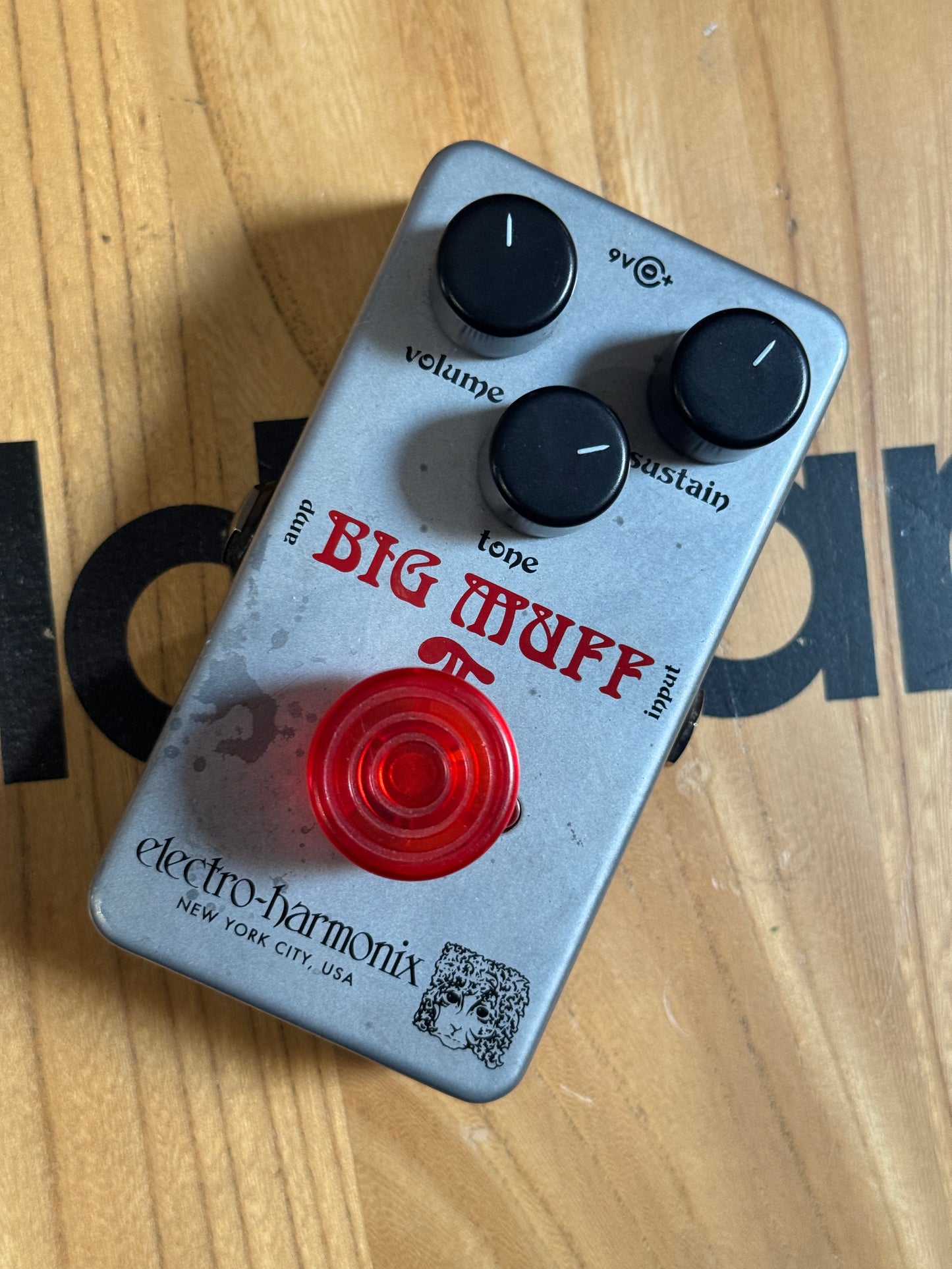 USED Electro Harmonix EHX Rams Head Big Muff Pi