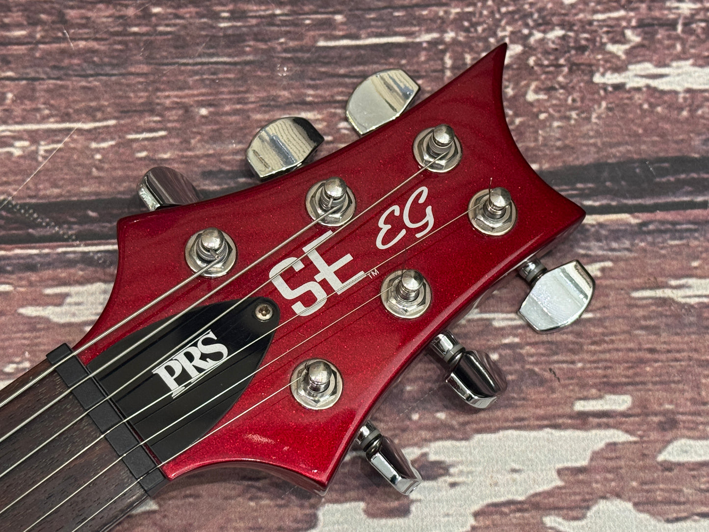 PRS SE EG 2004 candy apple red. S/S/S