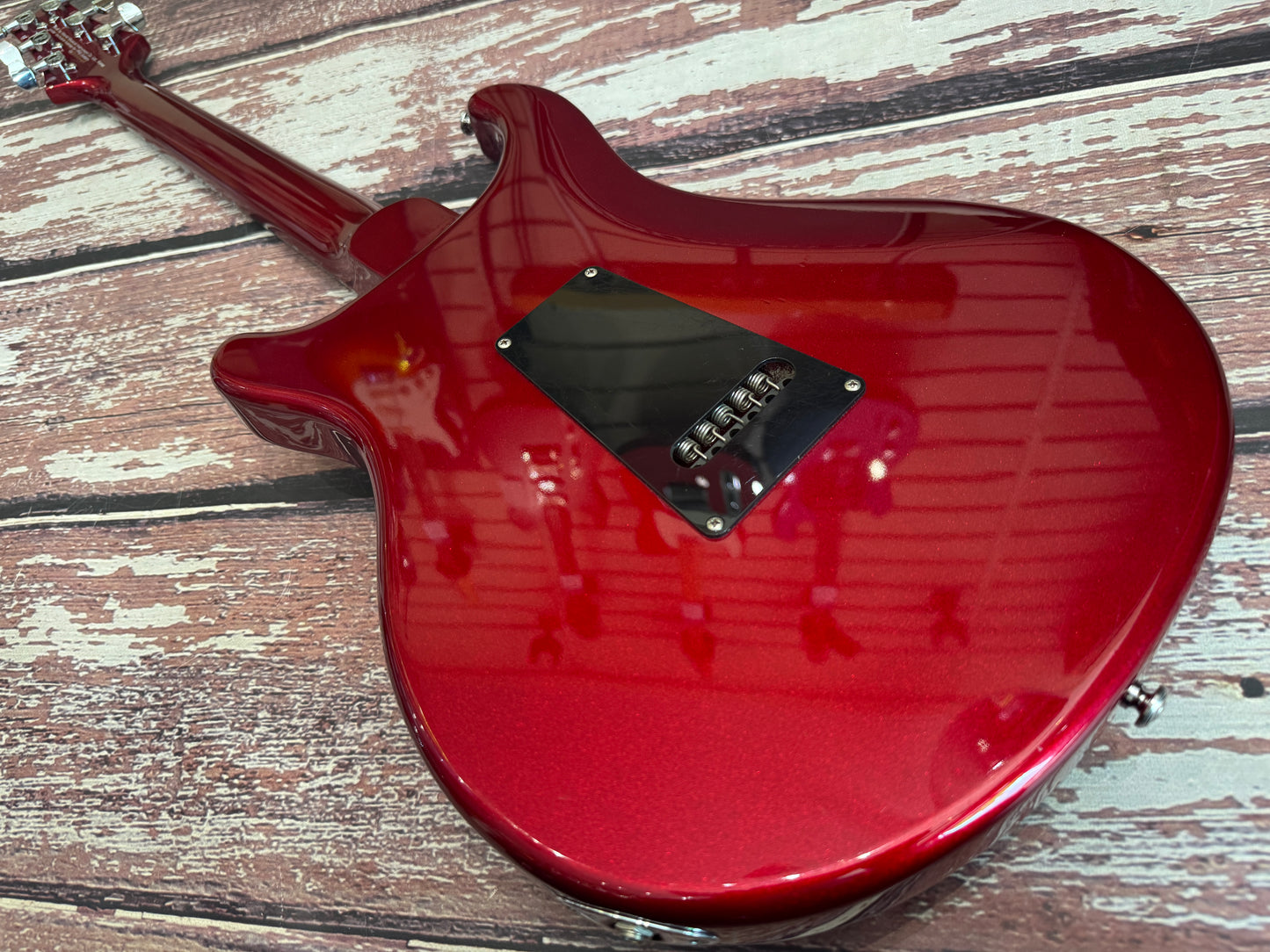 PRS SE EG 2004 candy apple red. S/S/S