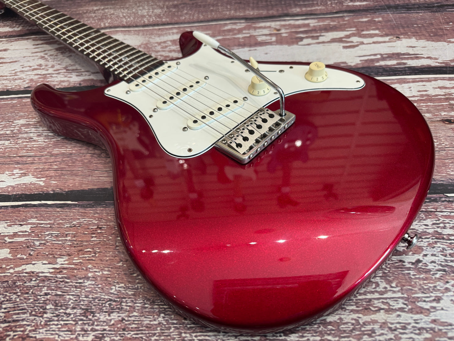 PRS SE EG 2004 candy apple red. S/S/S