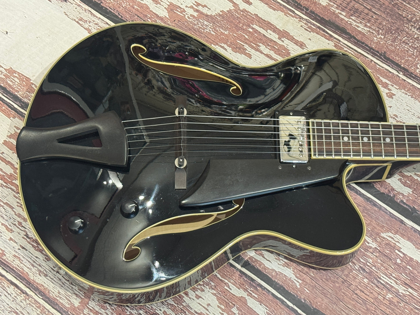 Comins GCS-16-1 With hard case