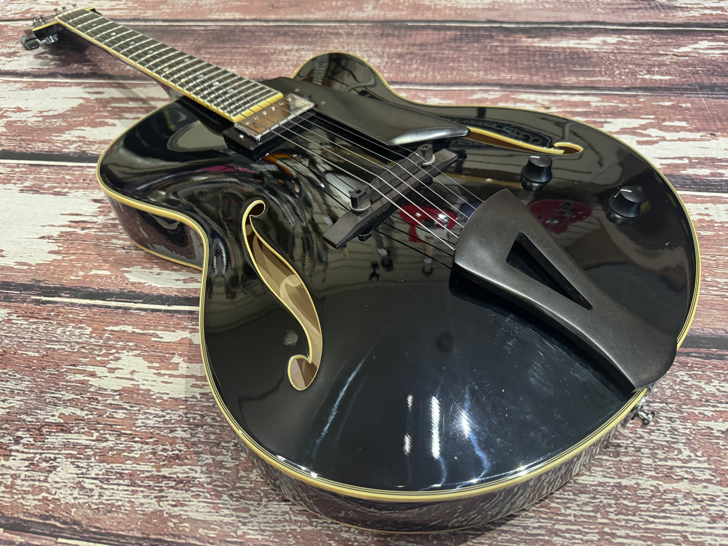 Comins GCS-16-1 With hard case