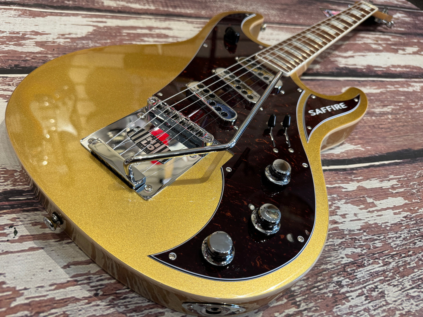 Rapier Saffire Ultra Electric Guitar ~ Shoreline Gold Ex Demo