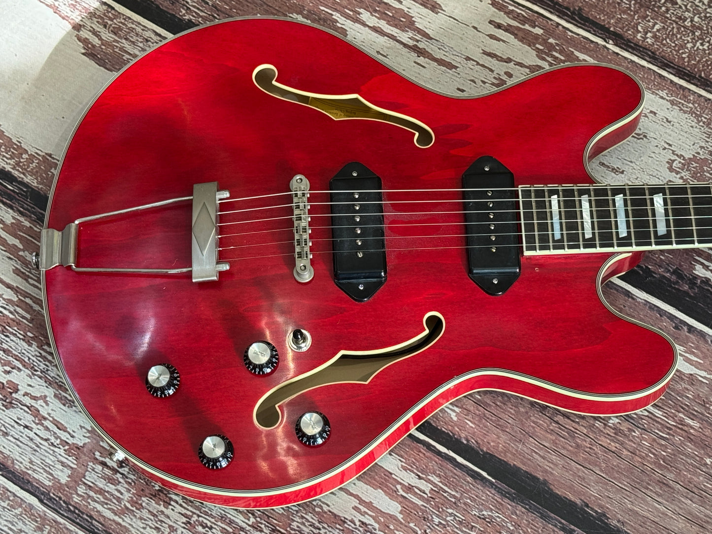 Eastman T64 TV-T Vintage Red - Minor B stock