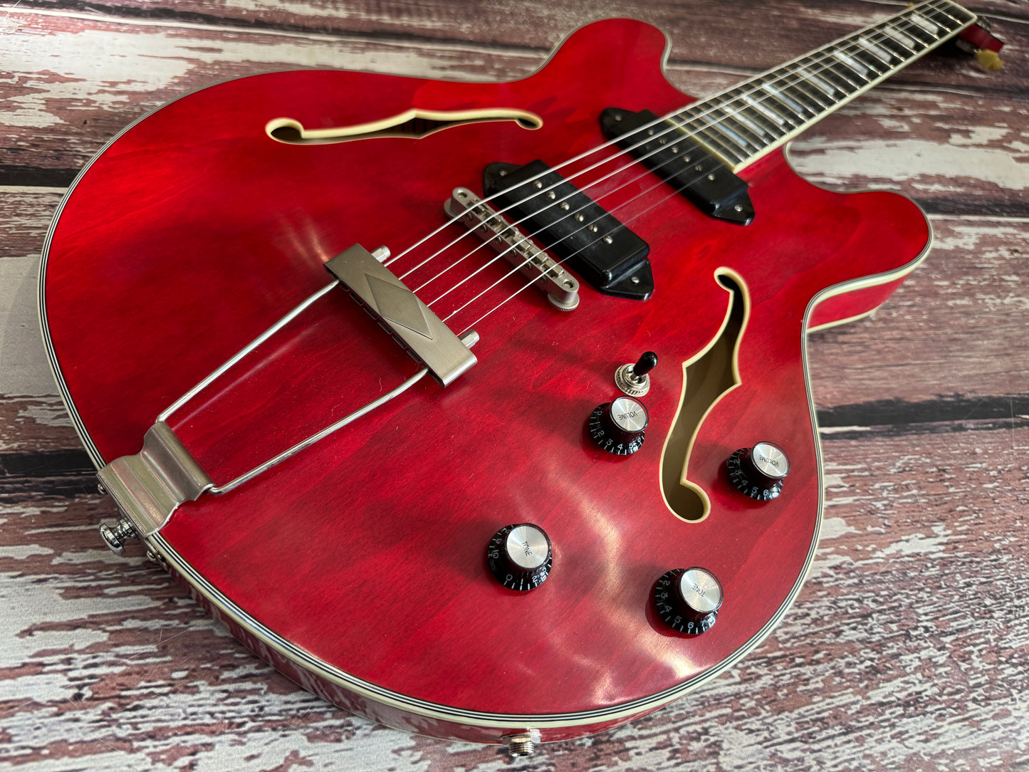 Eastman T64 TV-T Vintage Red - Minor B stock