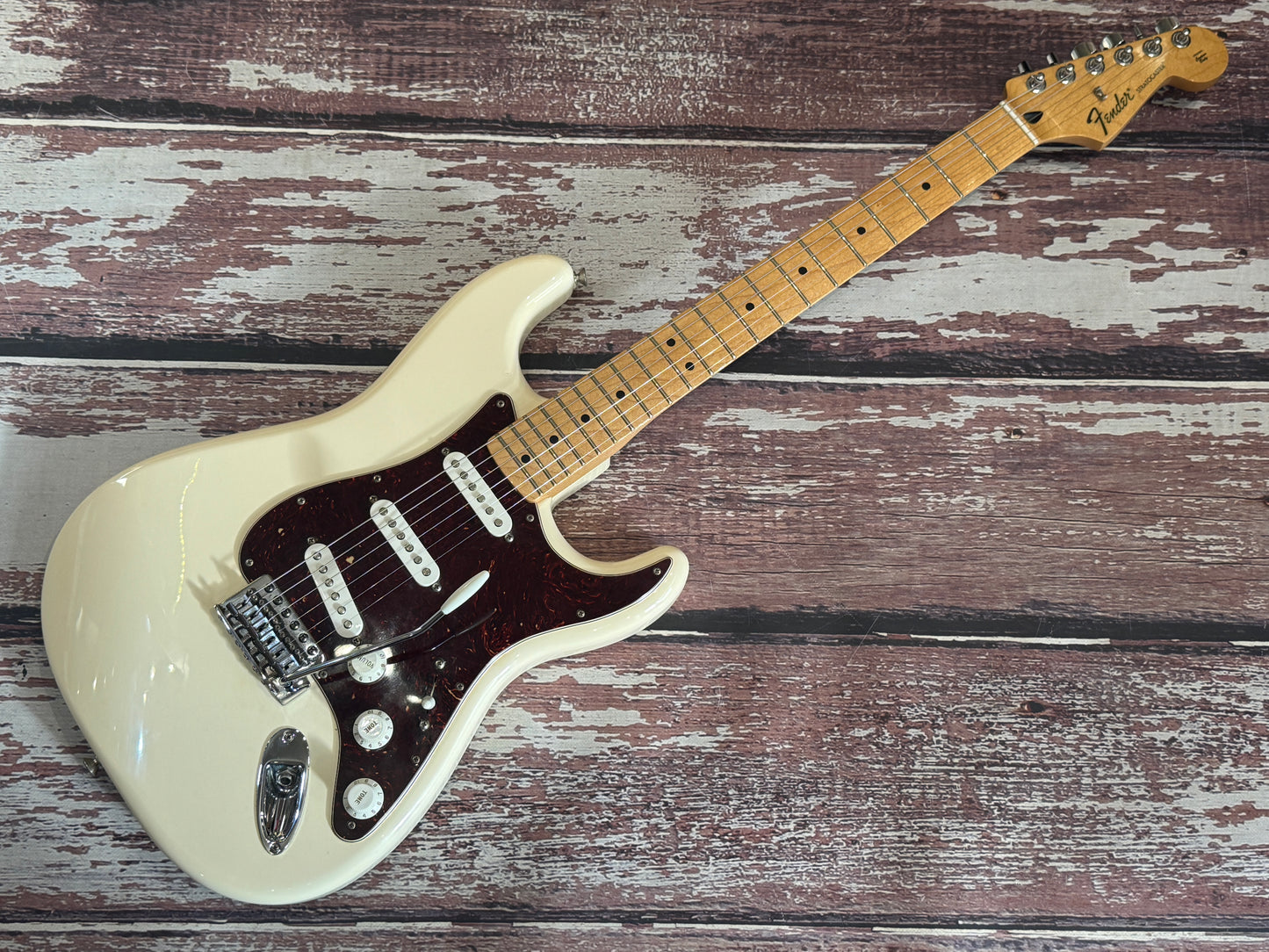 Fender Standard Stratocaster - 2016 Mexican