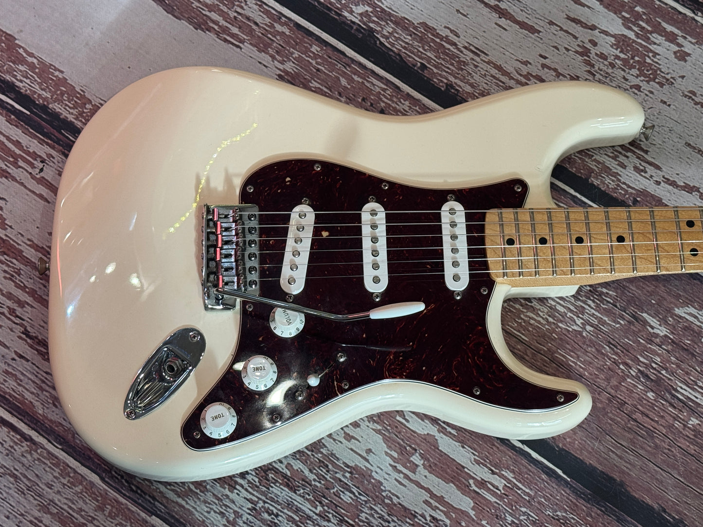 Fender Standard Stratocaster - 2016 Mexican