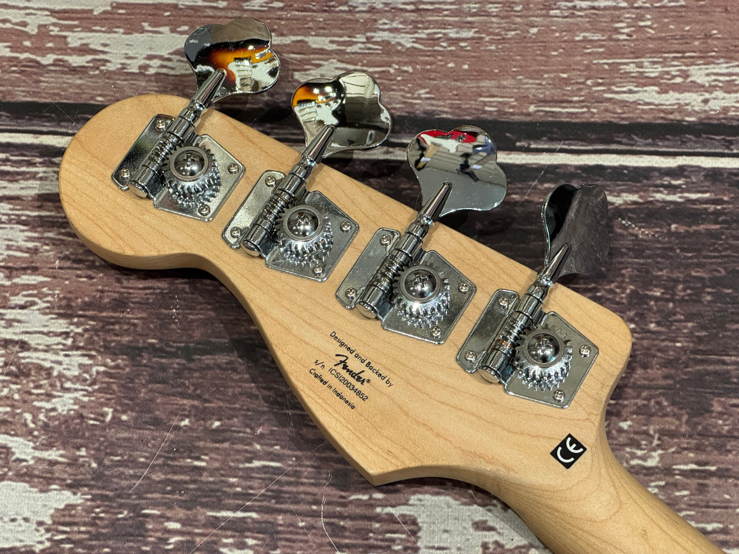 Squier Affinity Jazz Bass - Metallic silver