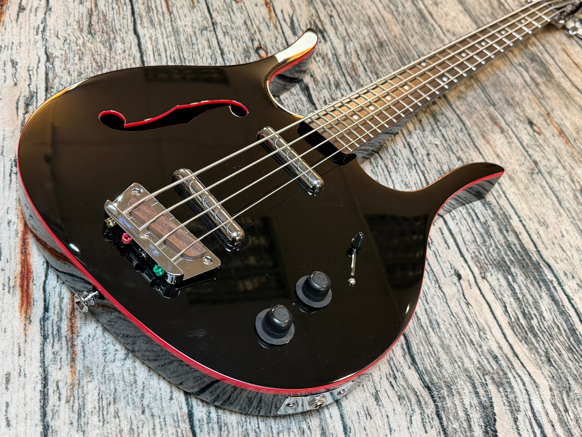 Danelectro Long Horn, Short Scale Bass