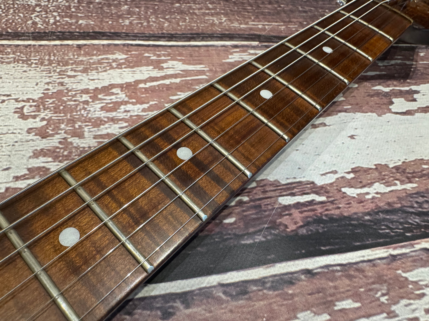 Gordon Smith - UK Handmade Classic S, check the neck out!