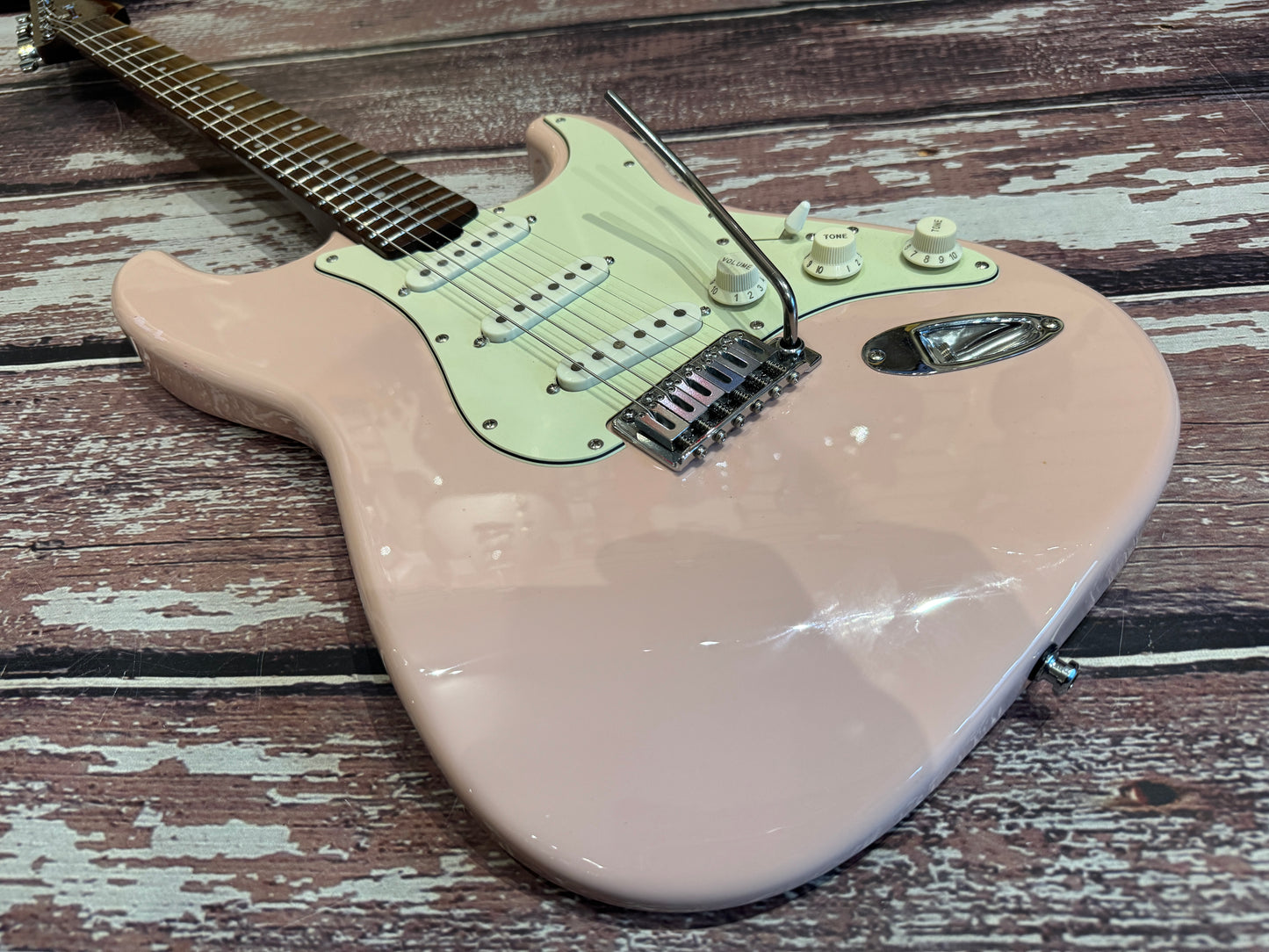 Gordon Smith - UK Handmade Classic S, check the neck out!