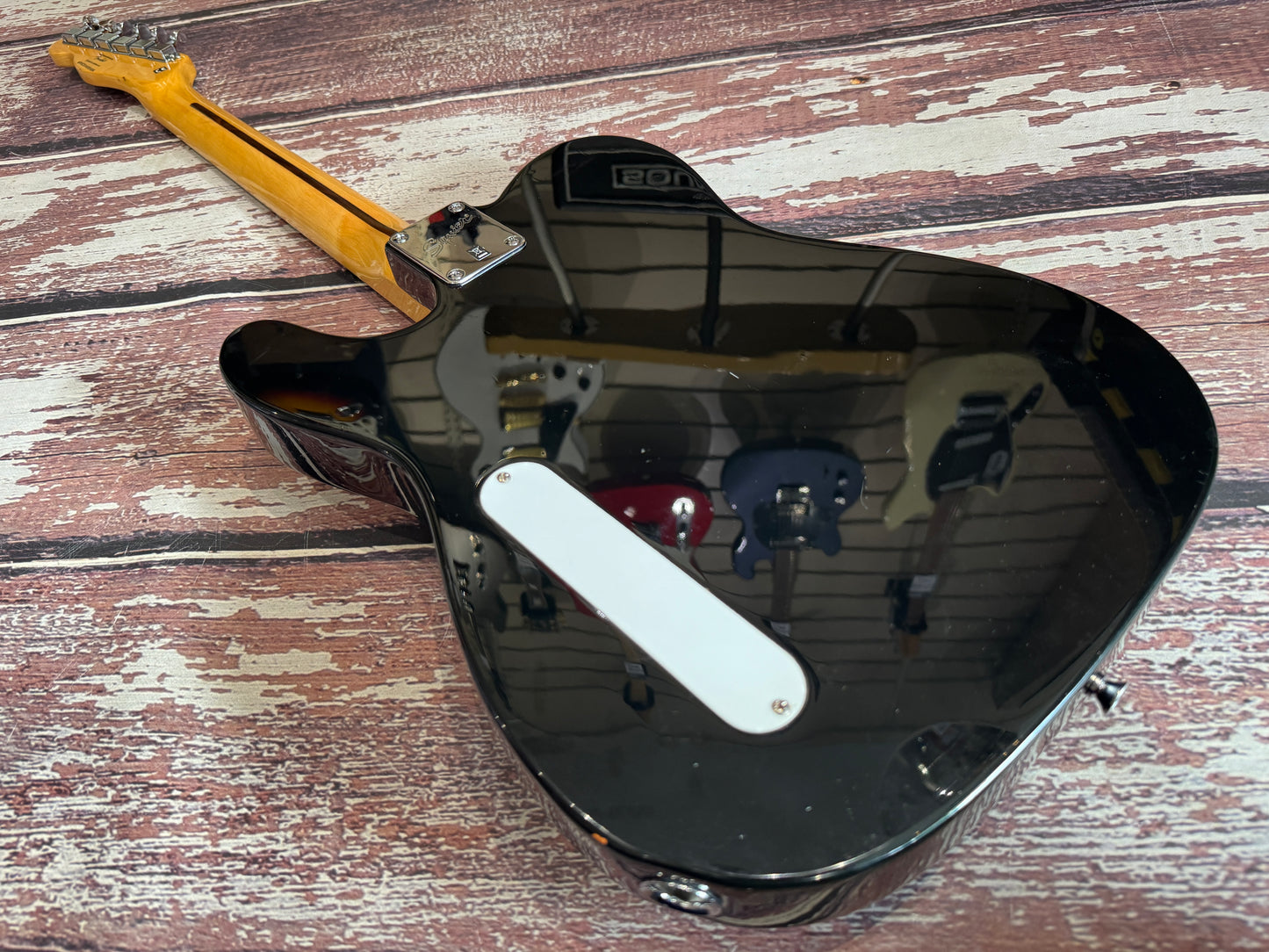 Squier Vintage Modified Cabronita Telecaster w/ Bigsby, Black