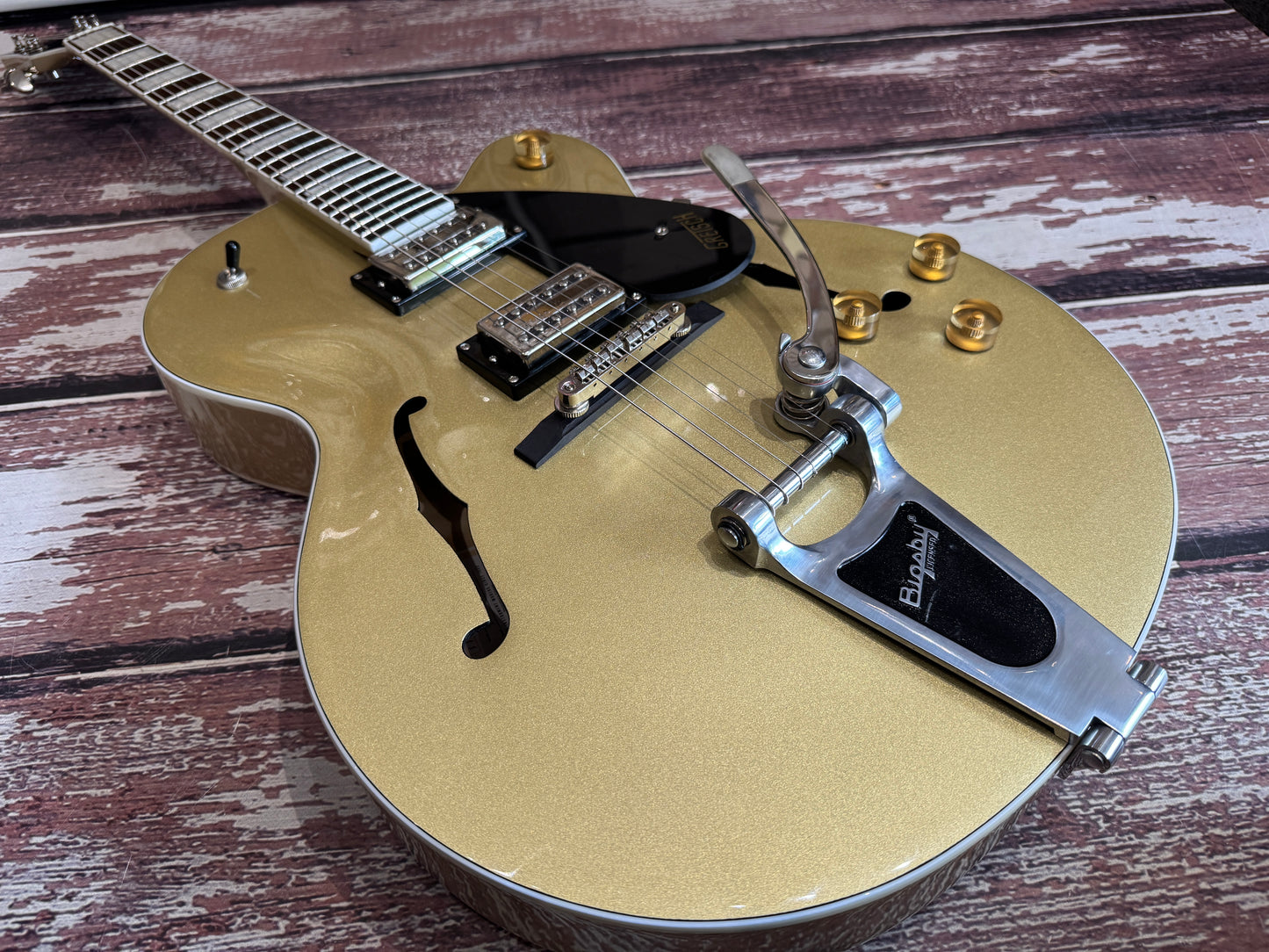 Gretsch G2420T HLW SC Bigsby in Gold Dust 2017