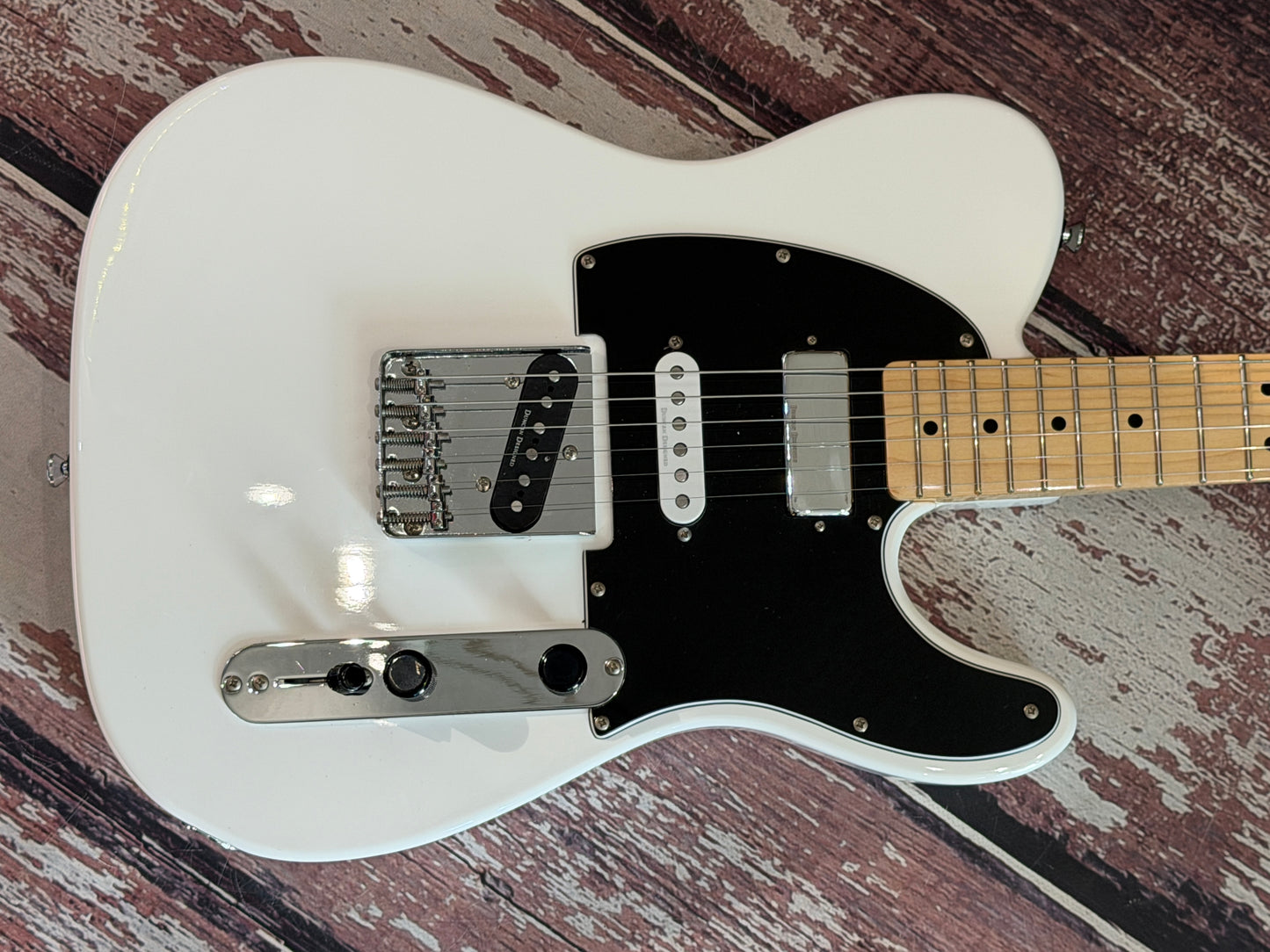 Squier Vintage Modified HSS Telecaster - 100% mint!