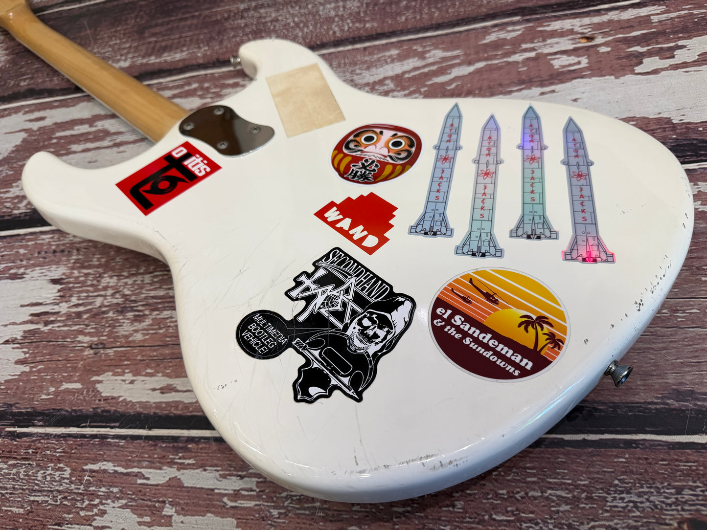 The Ventures '65 reissue Mosrite 90's Japanese Kurokumo.