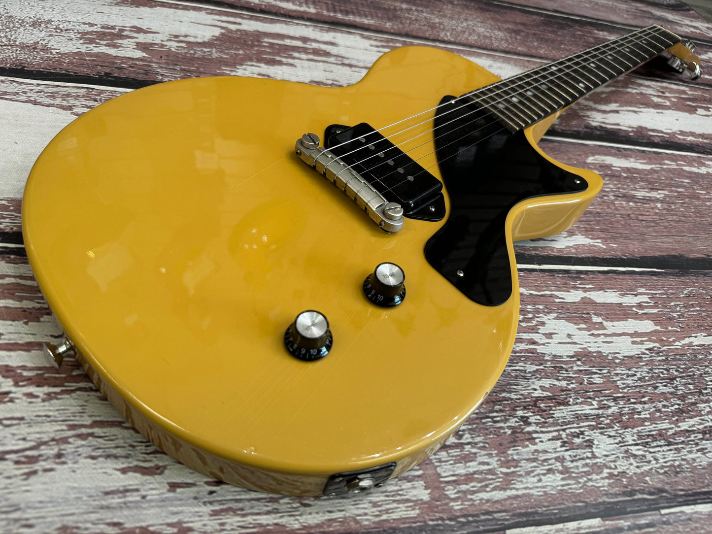 Gibson Les Paul Junior TV Yellow and case
