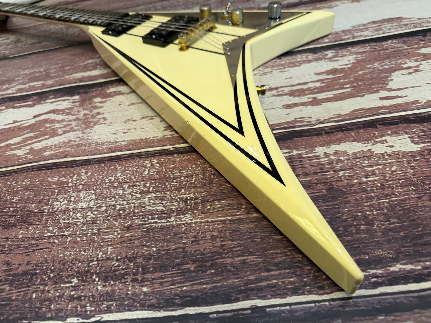 Jackson RR5 Rhodes "V", Japanese with fitted hard case.