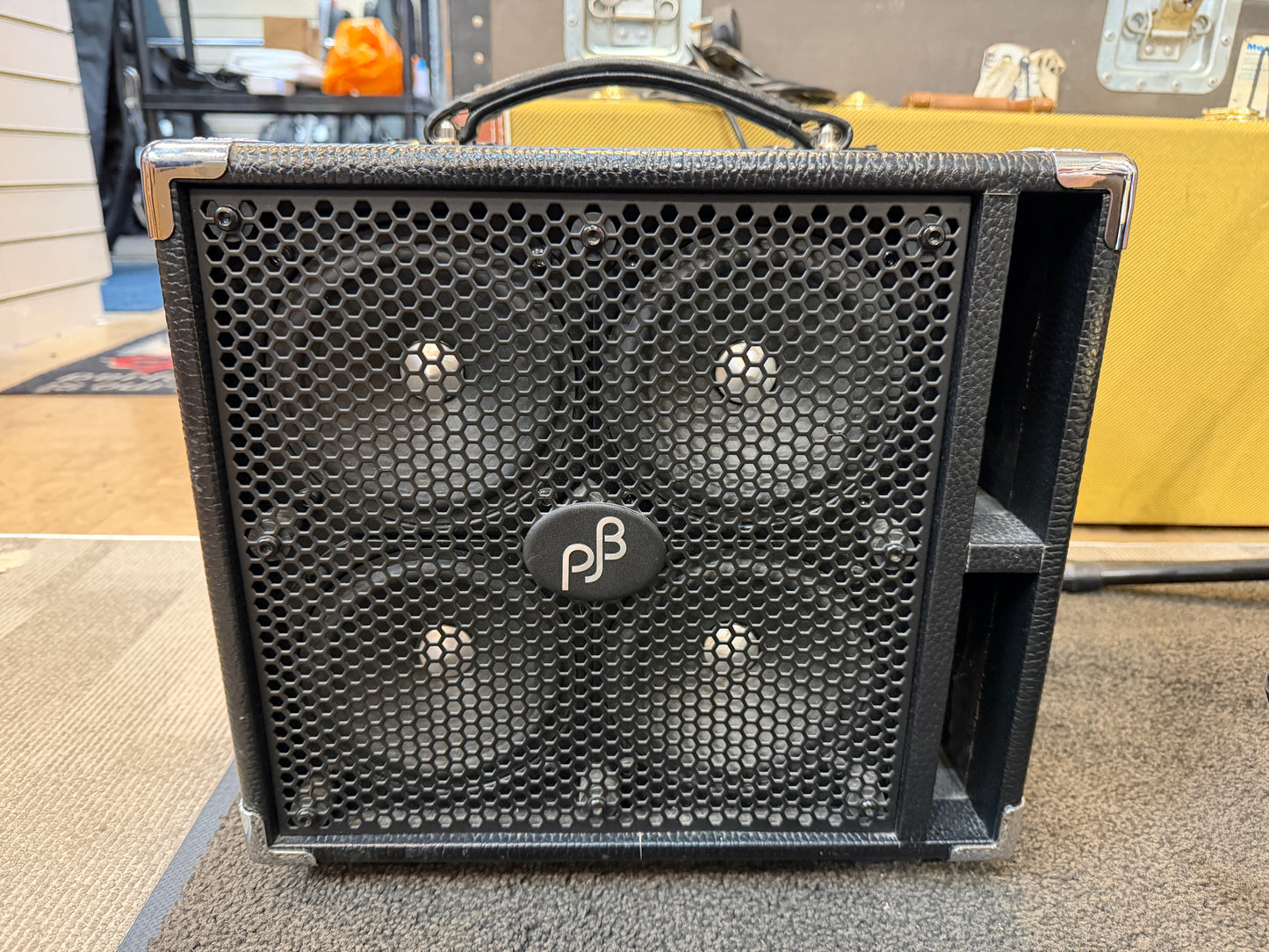 PJB Phil Jones 300/500w compact bass combo -- COLLECTION ONLY --