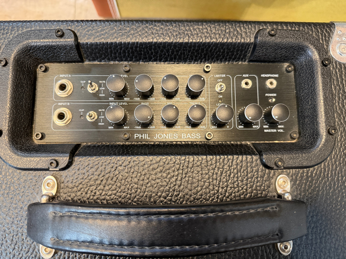 PJB Phil Jones 300/500w compact bass combo -- COLLECTION ONLY --