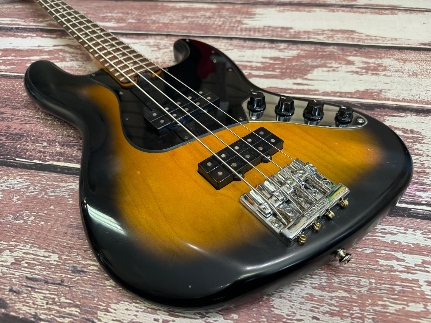 Fender Modern Player Satin Jazz Bass