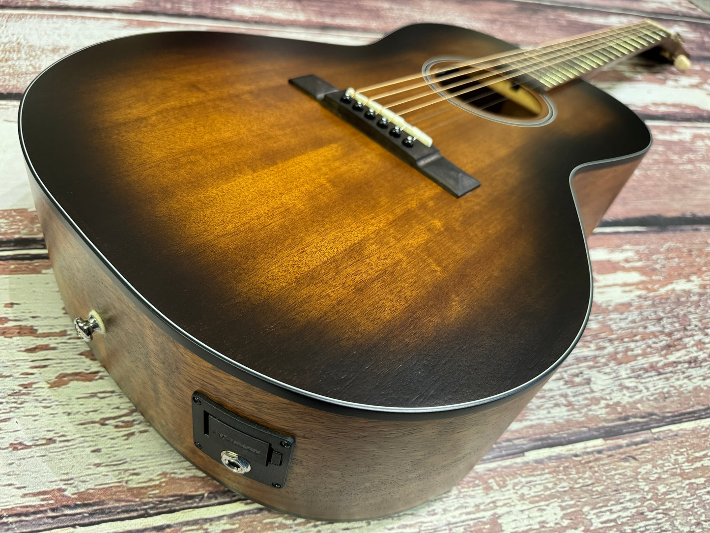 Cort Electro Acoustic Parlour - All solid with lite case