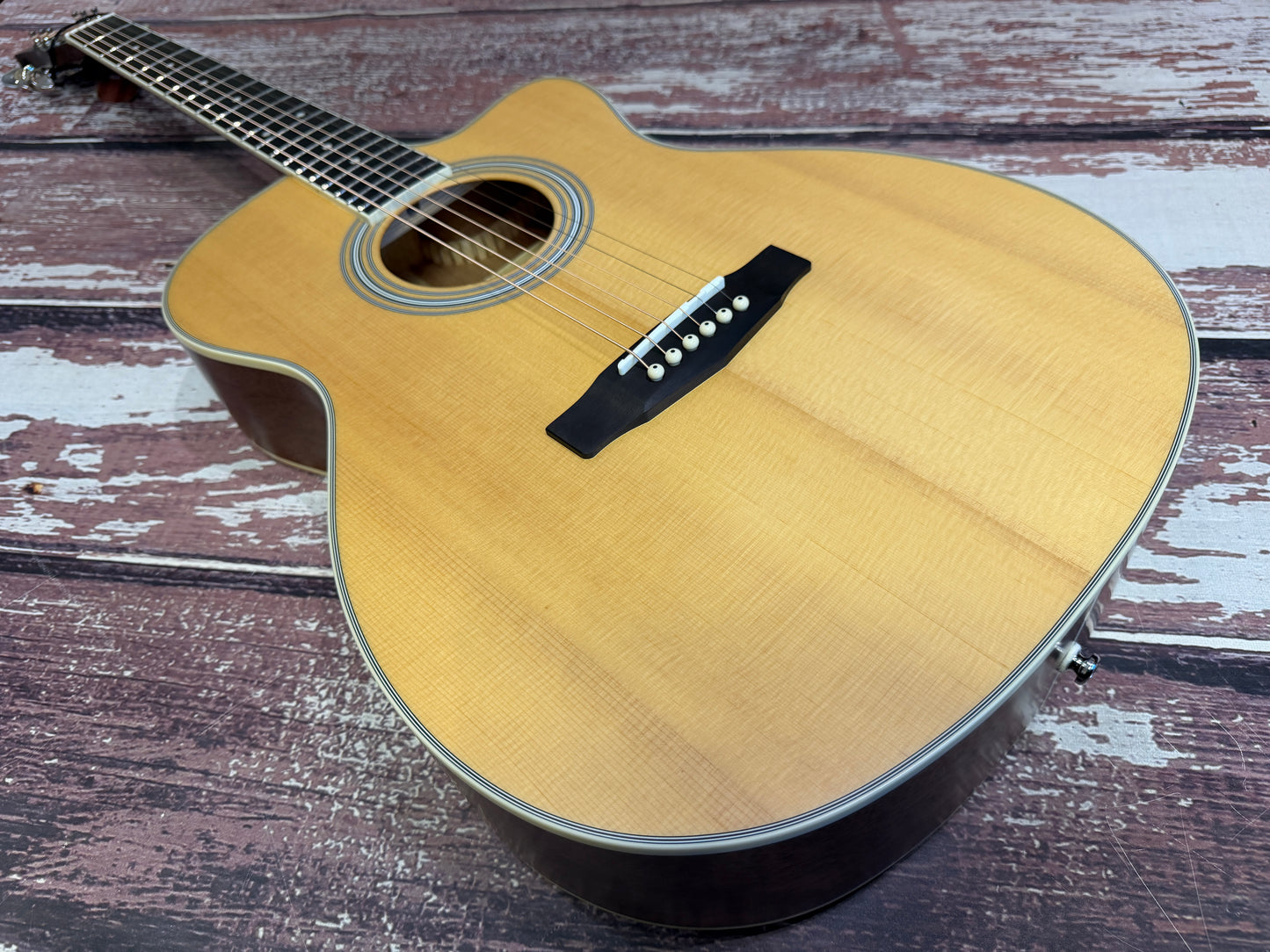 Cort Pure DCF NS All Solid electro acoustic Sitka Spruce