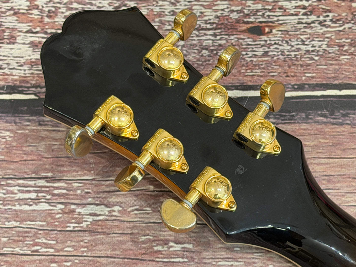 Epiphone EJ200CE Jumbo stereo twin pickups