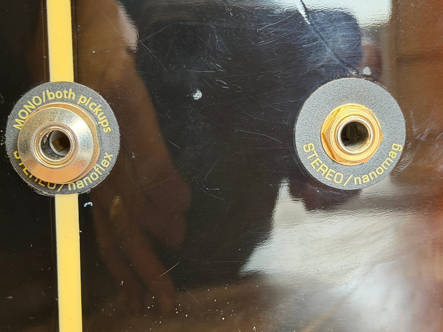 Epiphone EJ200CE Jumbo stereo twin pickups