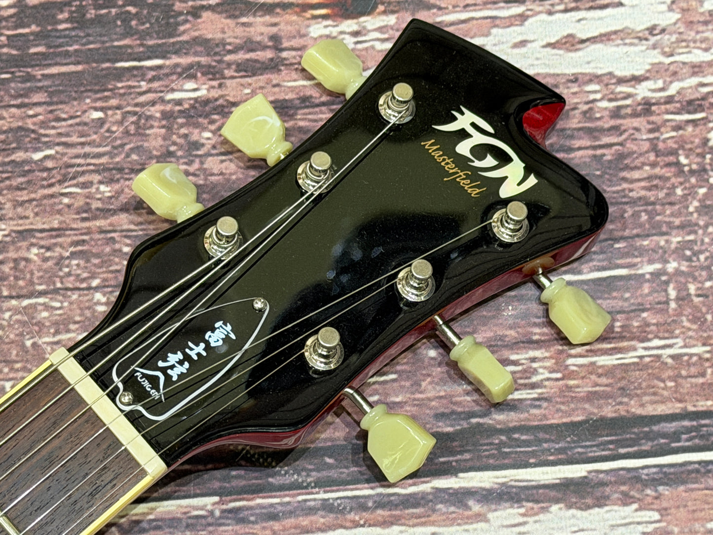 FGN Japan - Masterfield Cherry flame/curly maple