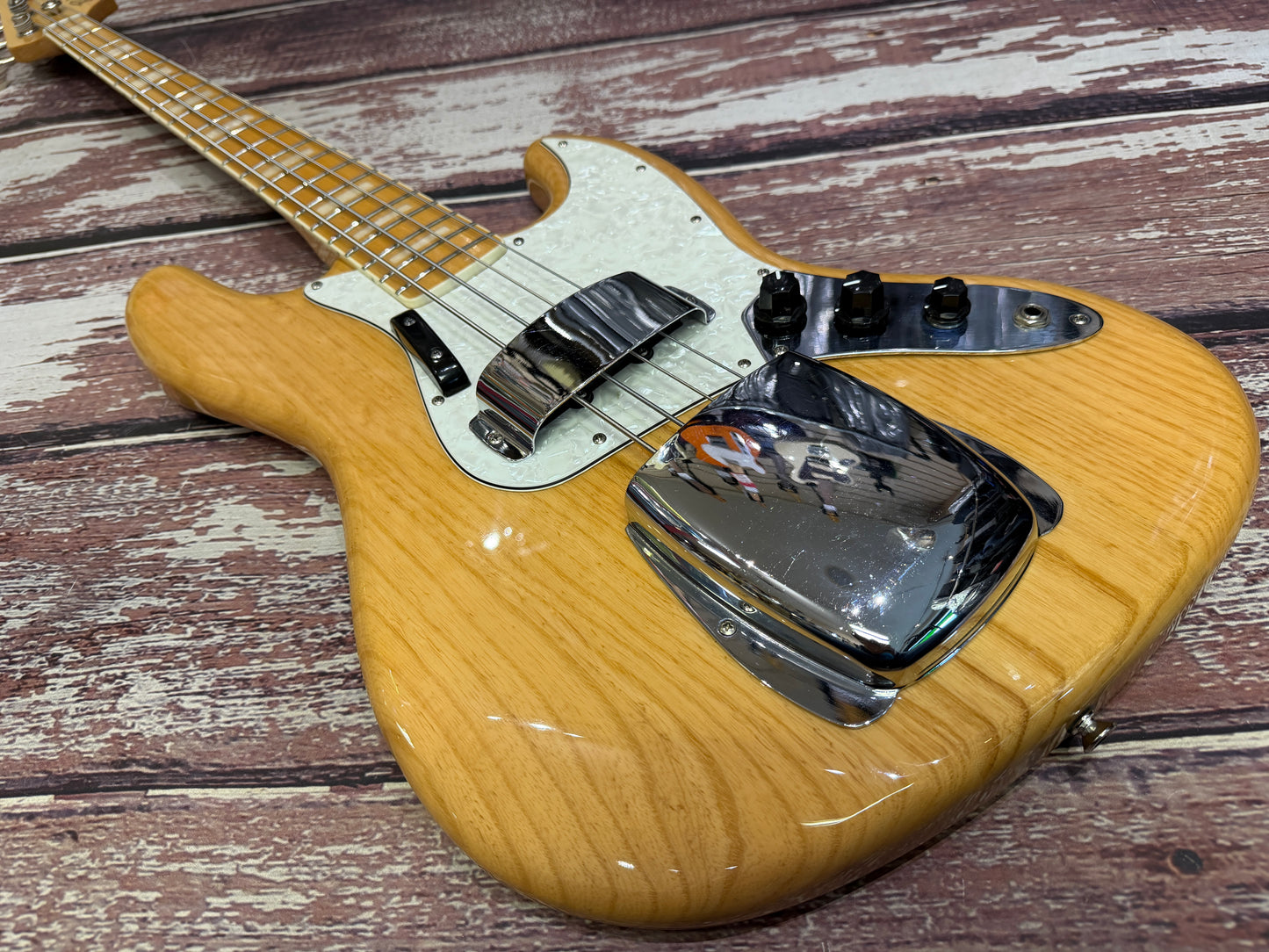 Revelation RBJ-67 DLX Swamp Ash "Jazz" bass