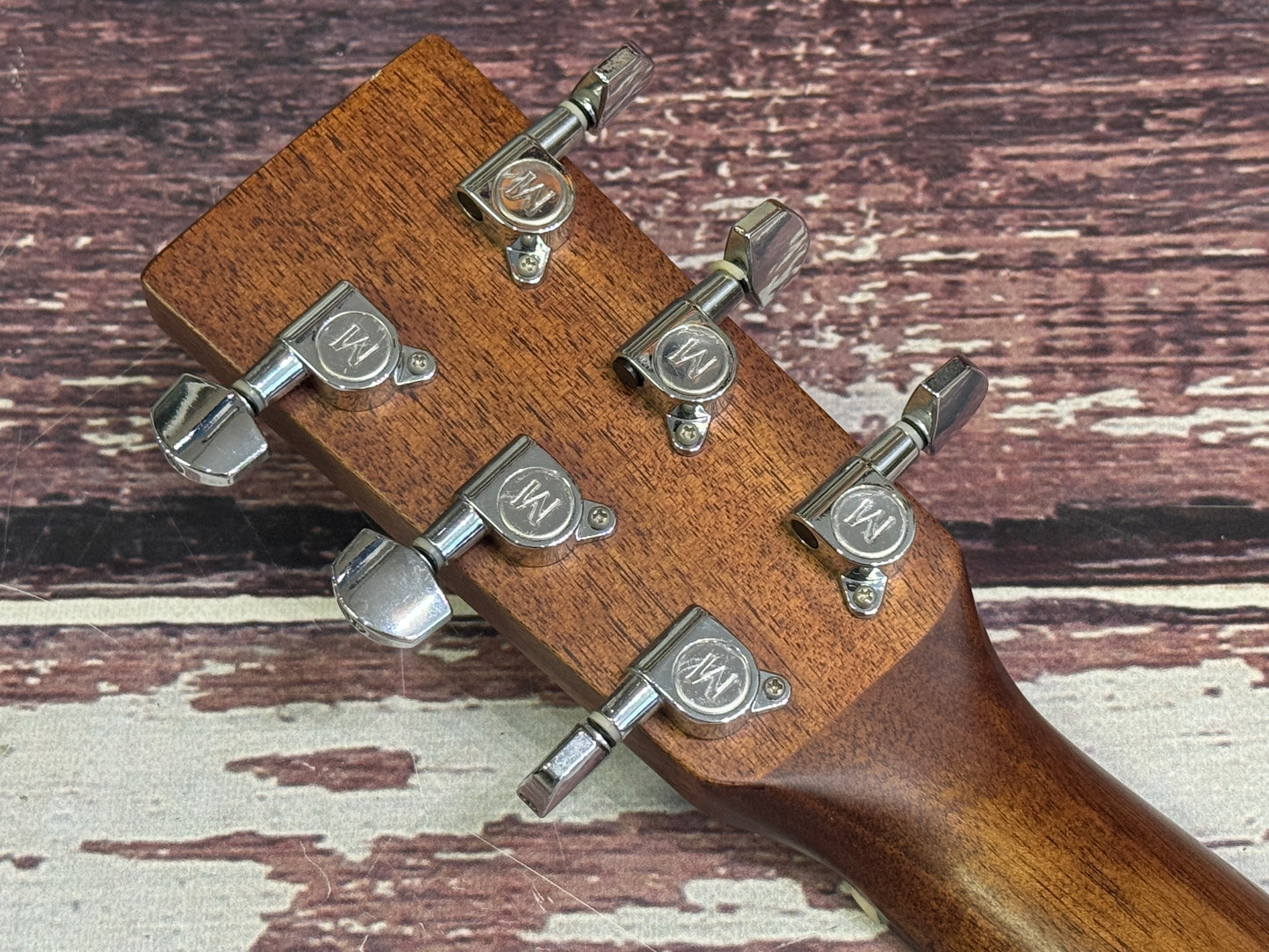 Sigma (Martin) OMTC-1E-SB cutaway electro acosutic