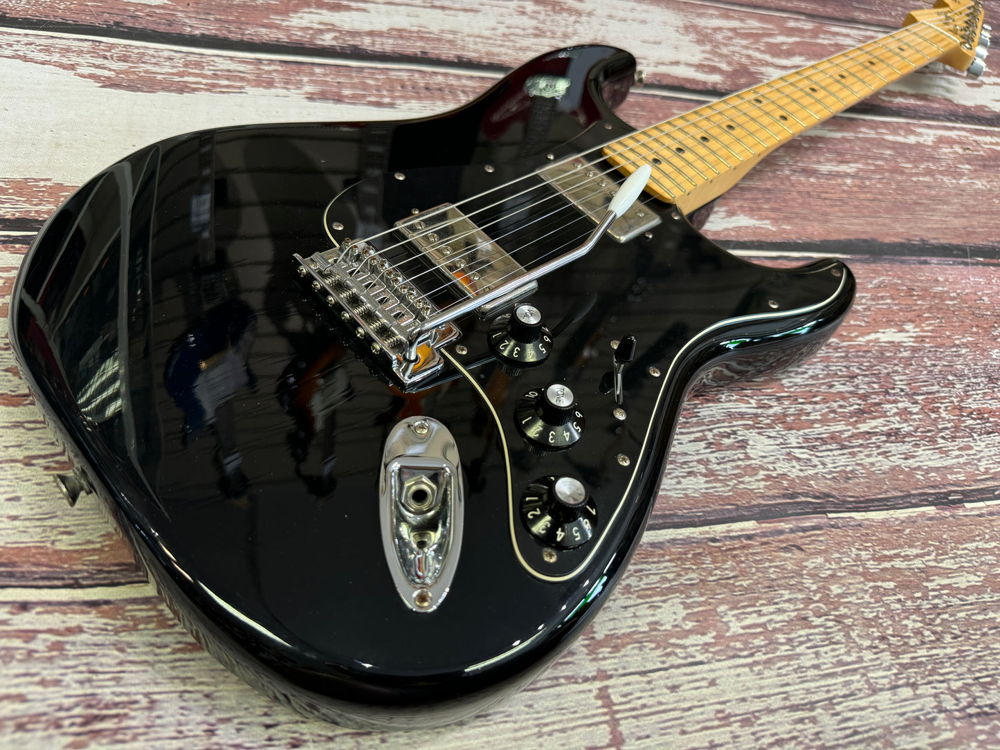 Fender Blacktop Stratocaster, Hendrix mod version!