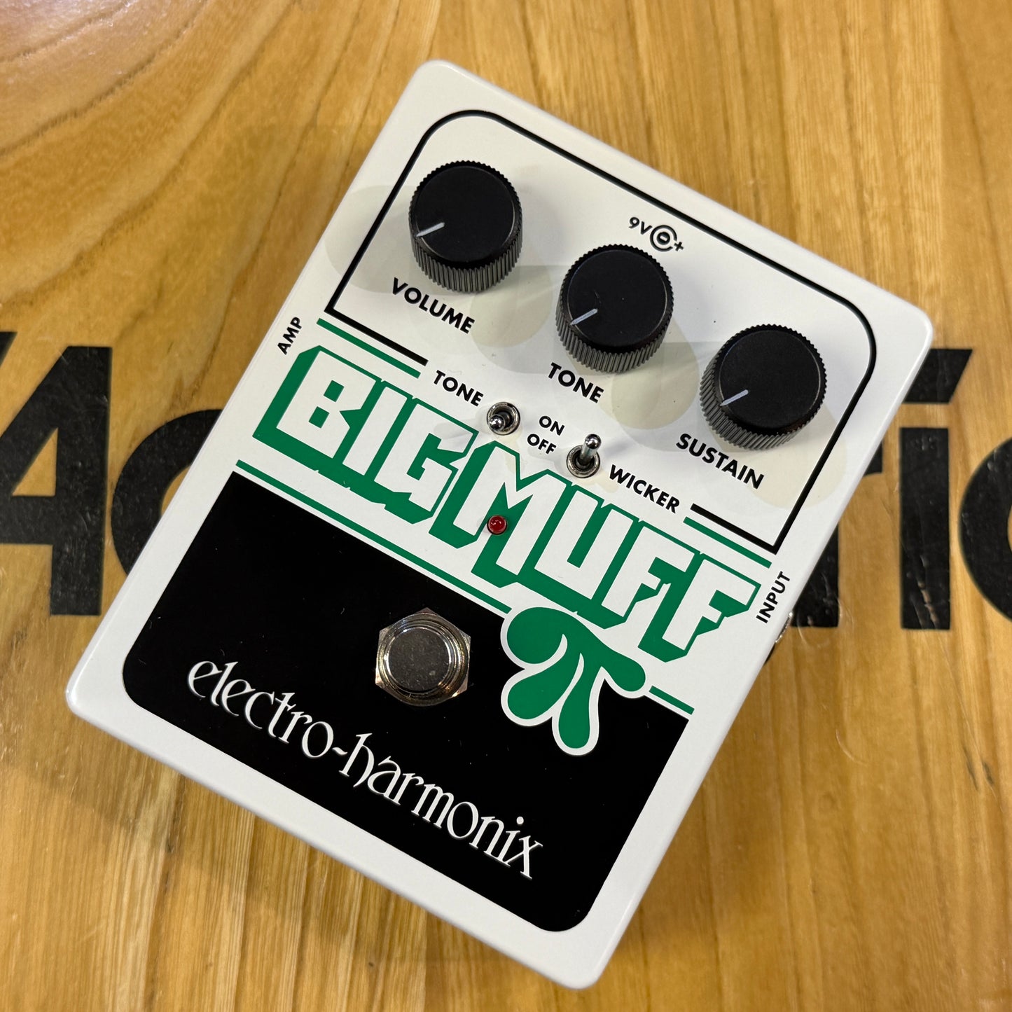 Electro Harmonix EHX - Big Muff Pi Tone Wicker Fuzz-distortion-sustainer