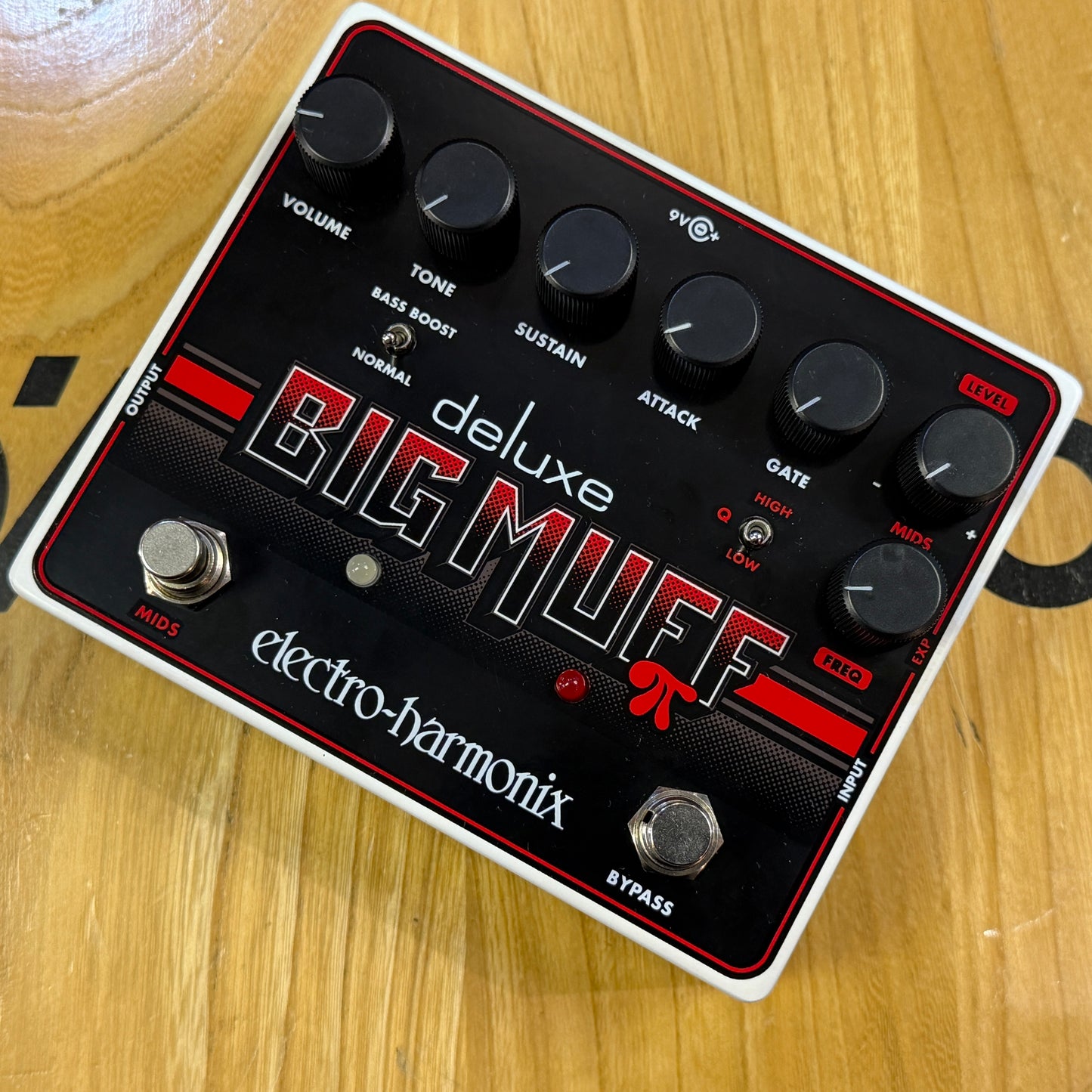 Electro Harmonix EHX - Deluxe Big Muff Pi - Fuzz - Distortion - Sustainer