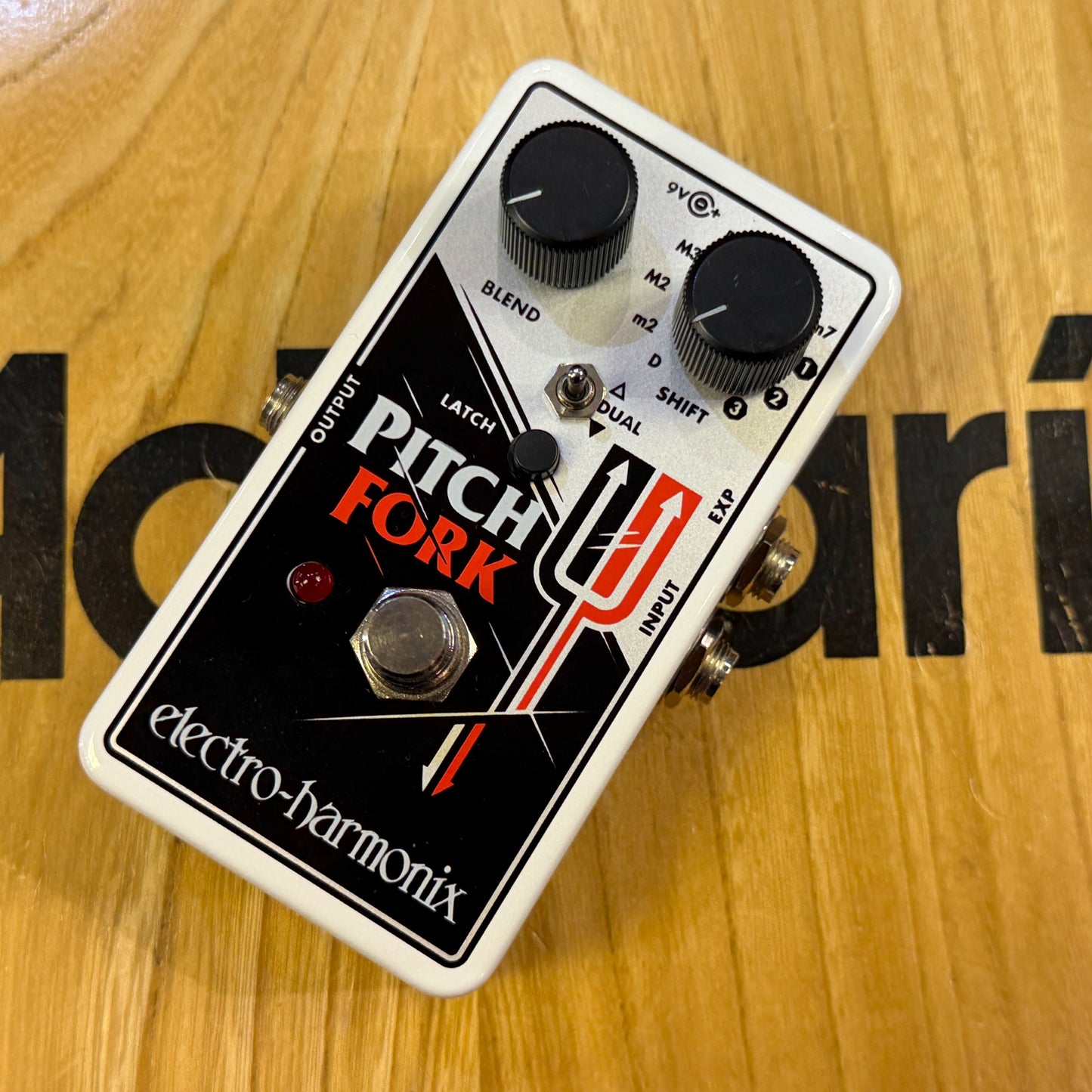 Electro Harmonix EHX - Pitch Fork - Polyphonic Pitch Shifter