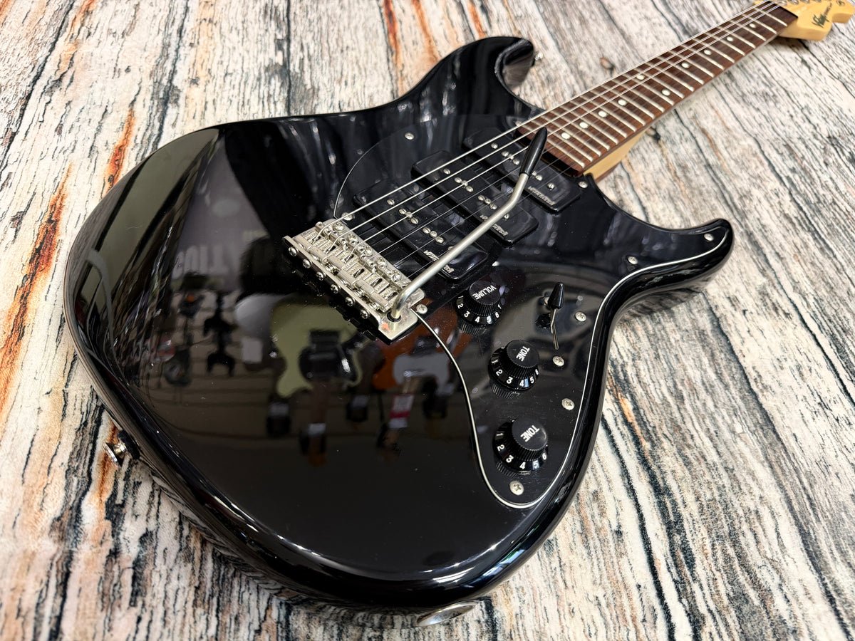 Vintage Advance AV6 - Black