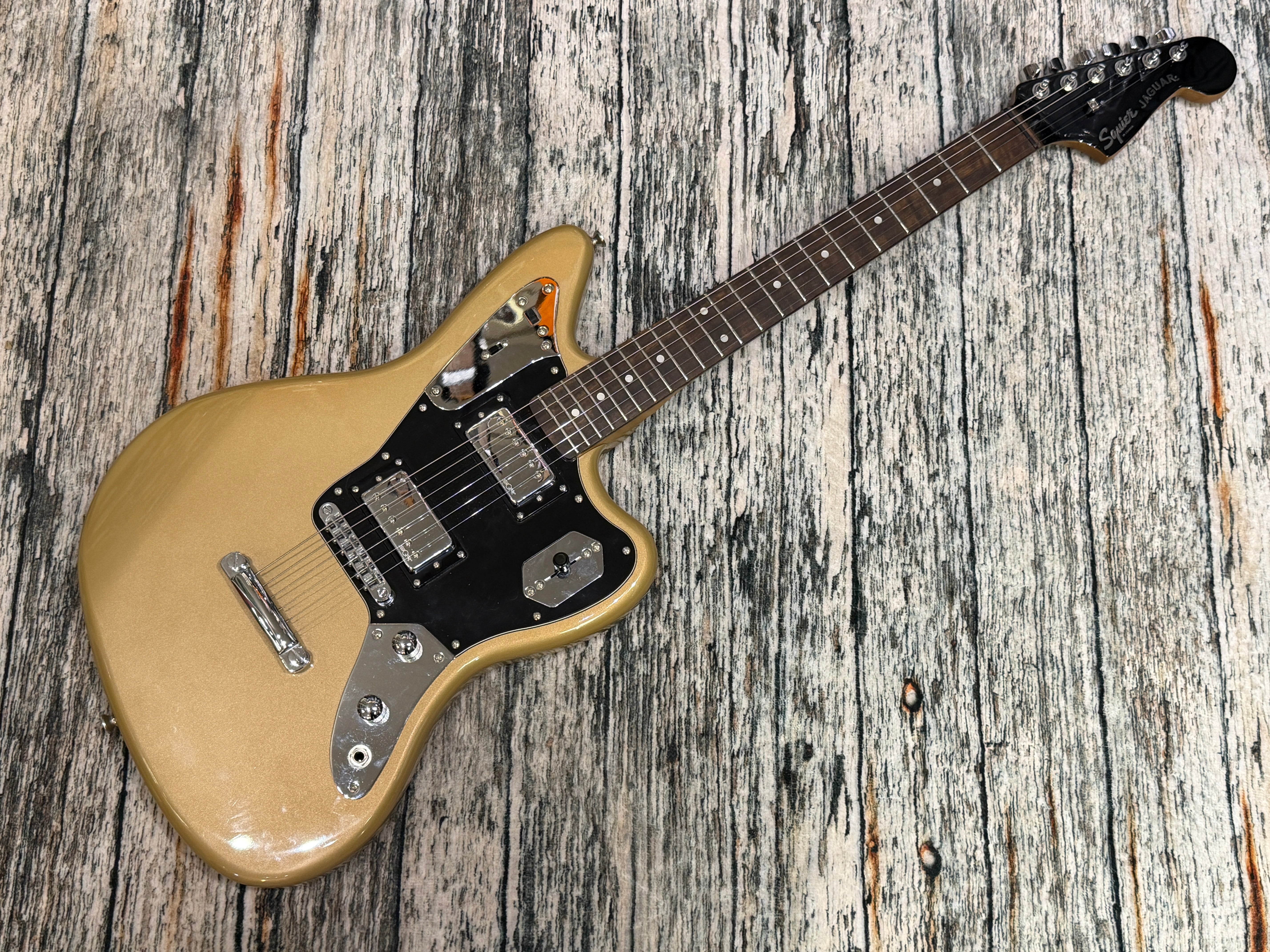 Squier Contemporary Jaguar HH - Shoreline Gold – Badlands Guitars