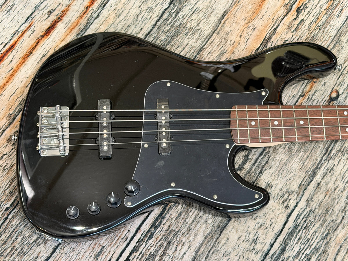 Cort GB34JJ Active bass