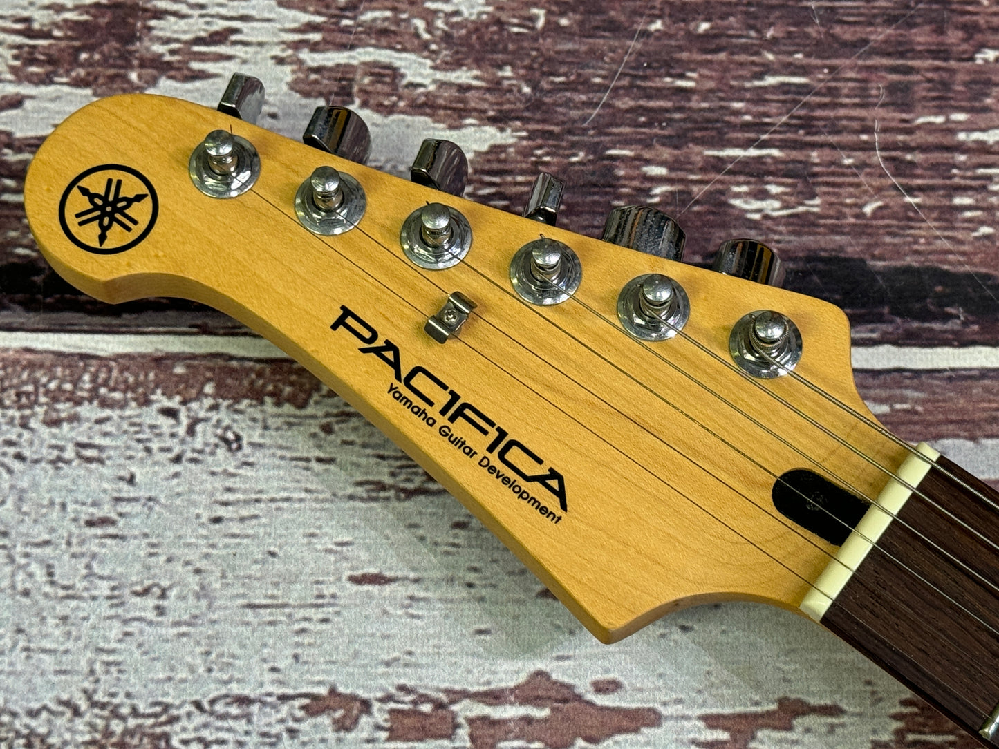 Yamaha Pacifica 112 Left Handed