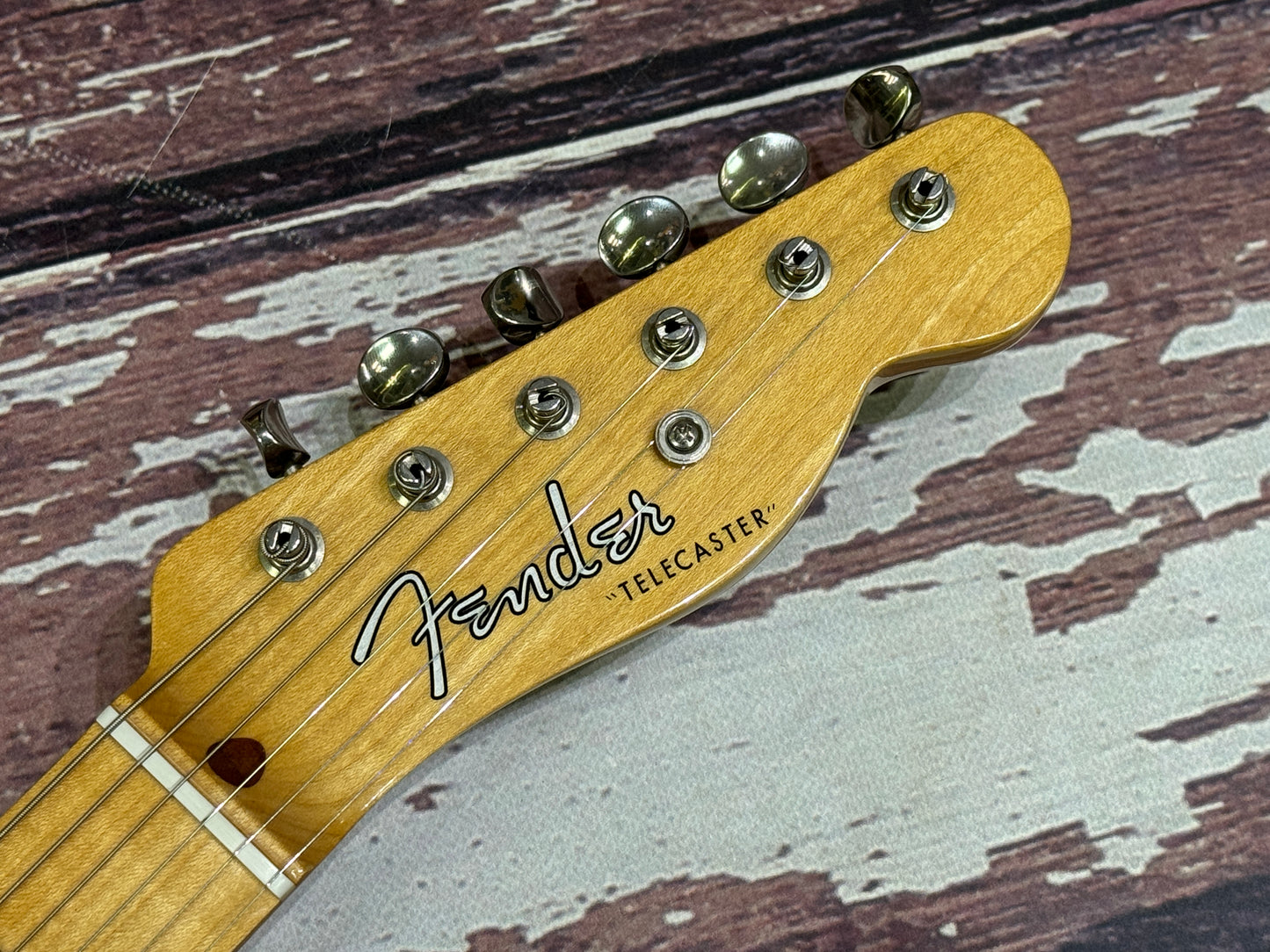 Fender Baja Telecaster "S1" switching, butterscotch.