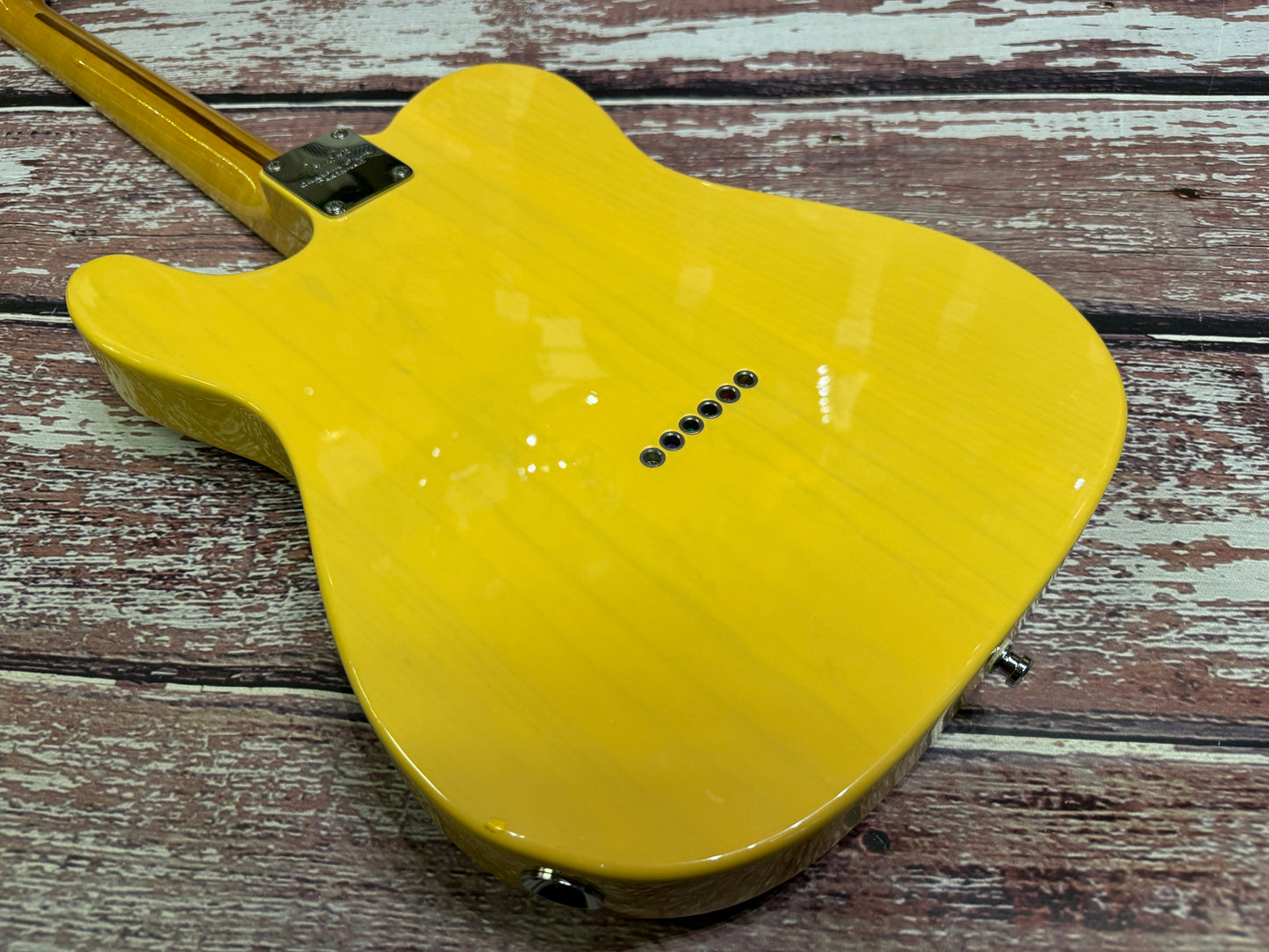 Fender Baja Telecaster "S1" switching, butterscotch.