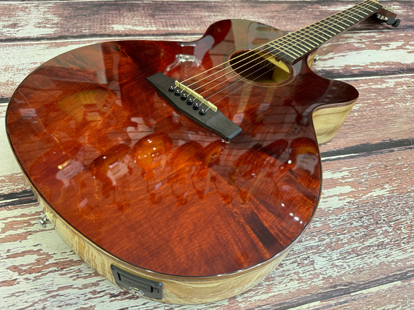 Cort SFX Myrtlewood Brown Gloss Electro - Fishman