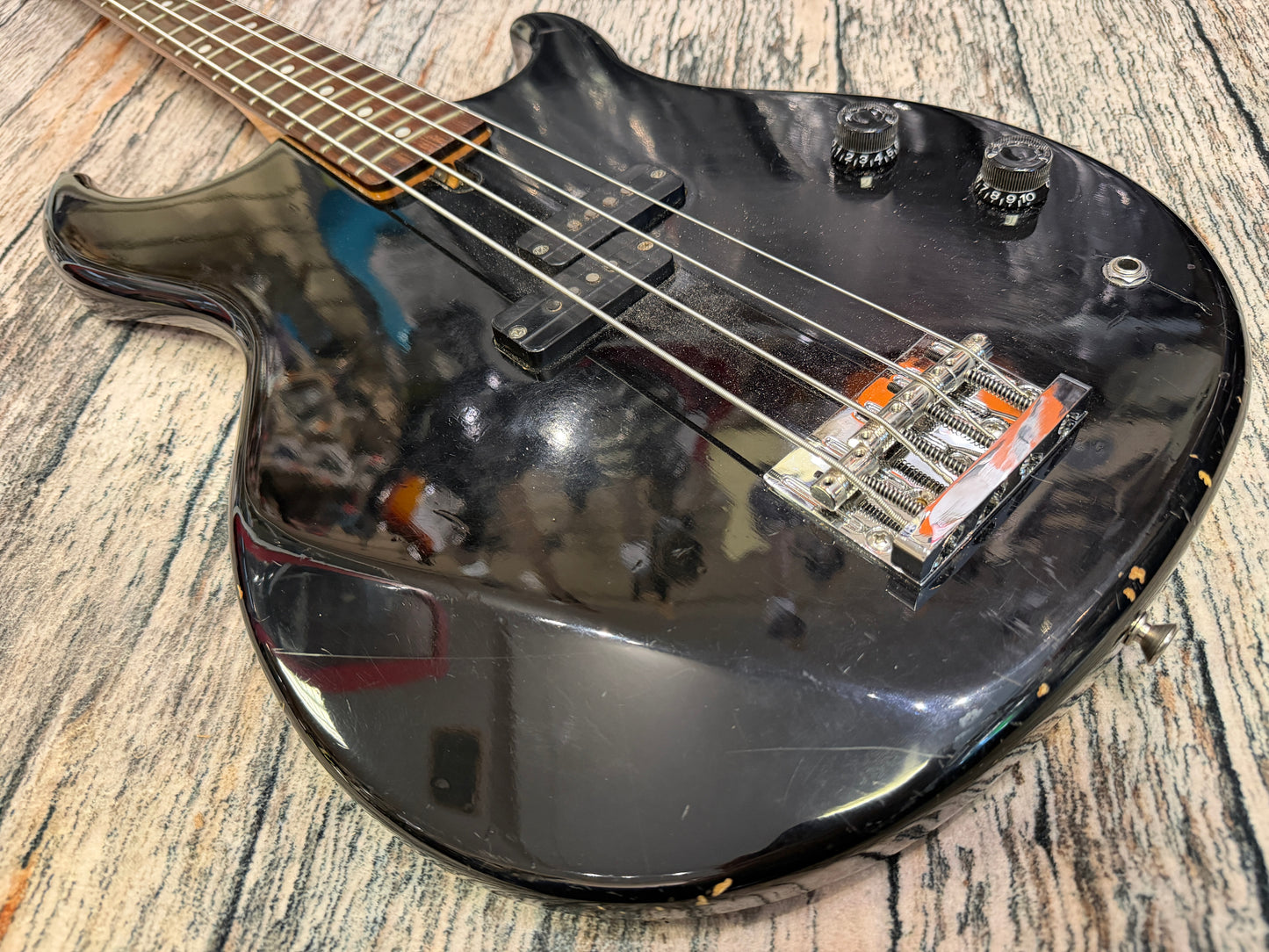 Yamaha BB300 bass - Japan