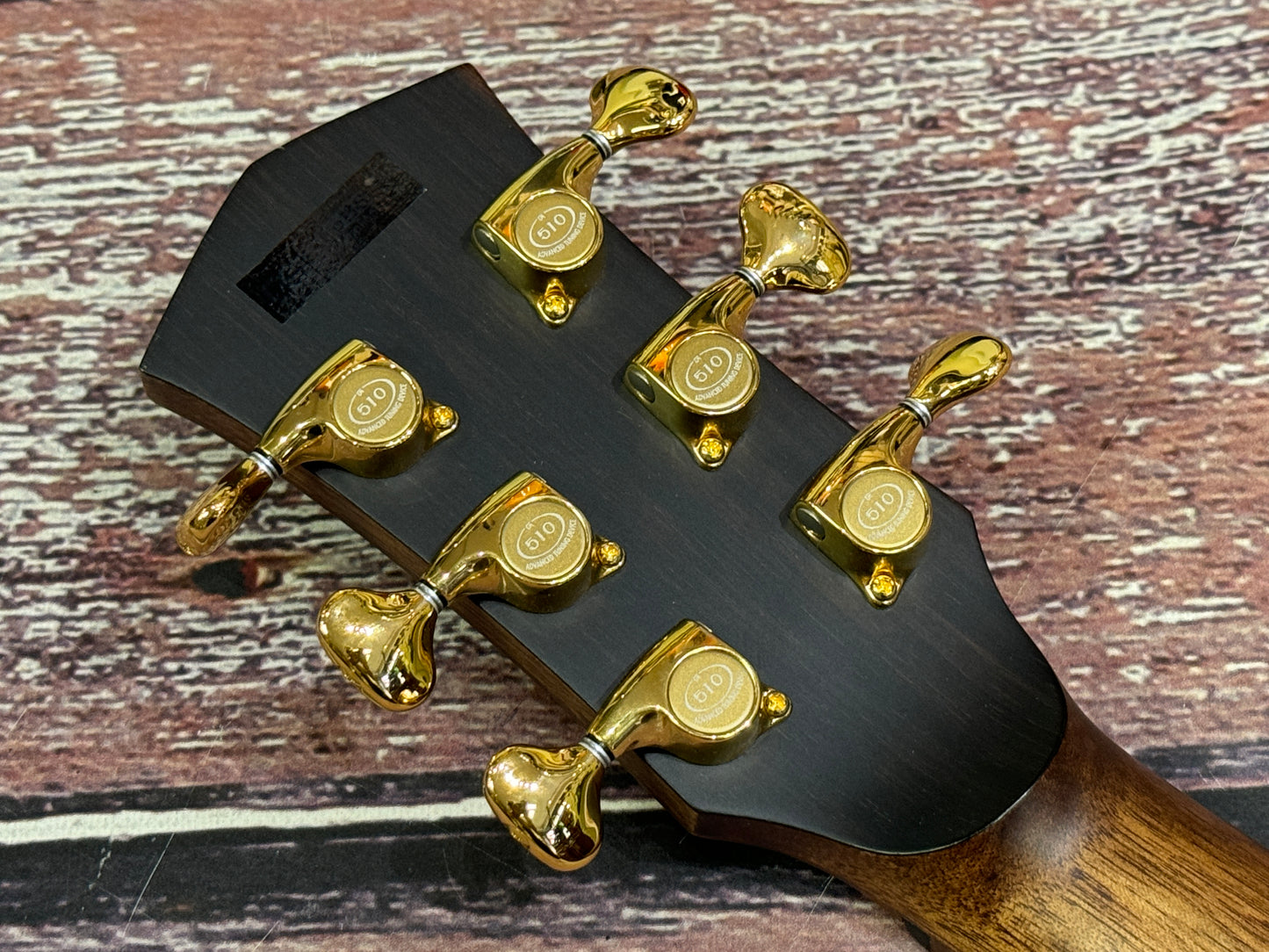 Cort Modern Black Electro Acoustic - You have to look!