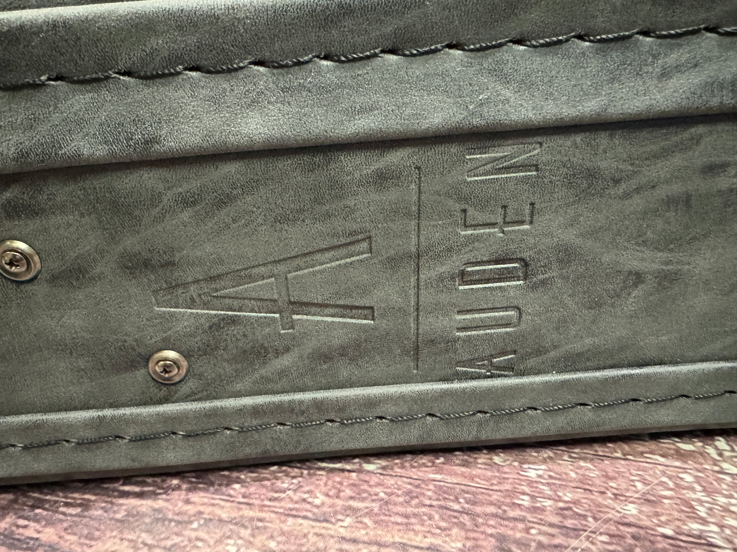 Auden Austin Smokehouse cutaway Electro & Case